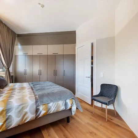 Cafe Wasserturm Hotel apartamentowy 4*